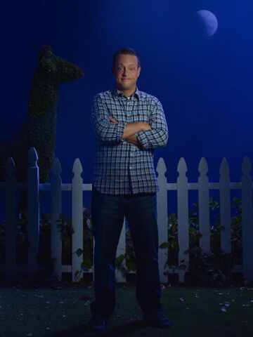 File:The Neighbors Lenny Venito.jpg
