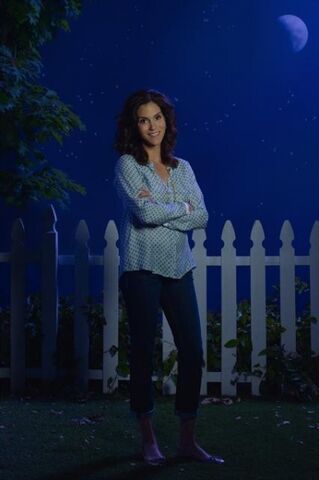 File:Jami Gertz.jpeg