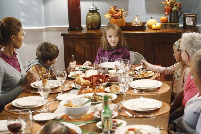 File:Thanksgiving Is for the Bird-Kersees18.jpg