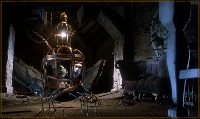 File:Chapter 08 - Kidnap the Sandy Claws - 008.jpg