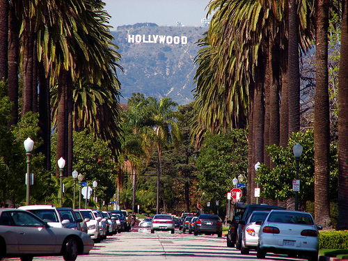 File:Living-los-angeles.jpg