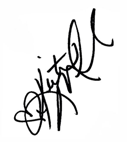 File:Kirstie signature.jpg