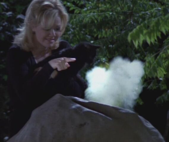 File:Hildasmoke.jpg