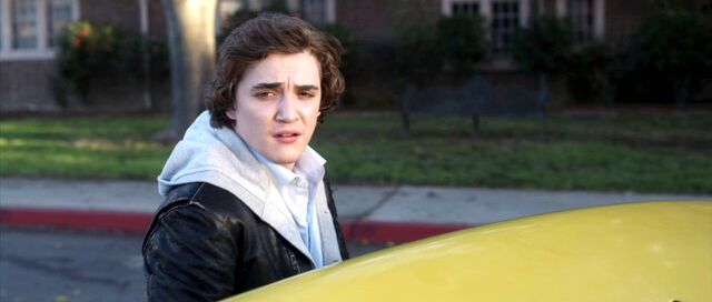 File:Fhd011COU Kyle Gallner 005.jpg