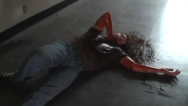 File:Dying Alex.jpg