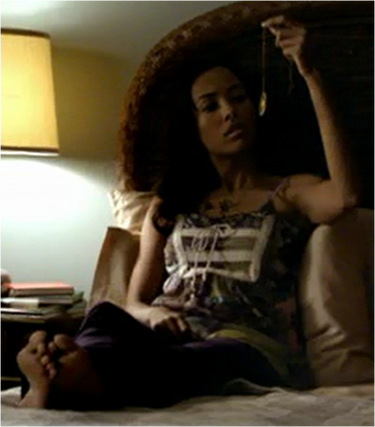 File:Bonnie with crystal.png