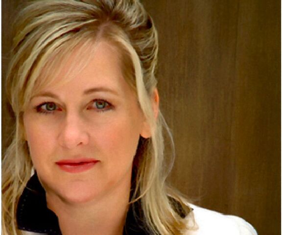File:Pamela Brull.jpg