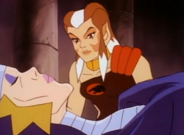 File:Pumyra talking to mumm1.jpg