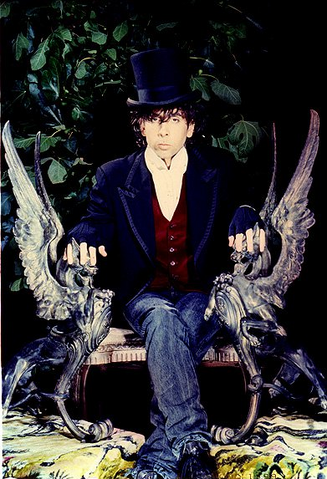 File:BurtonThrone.png