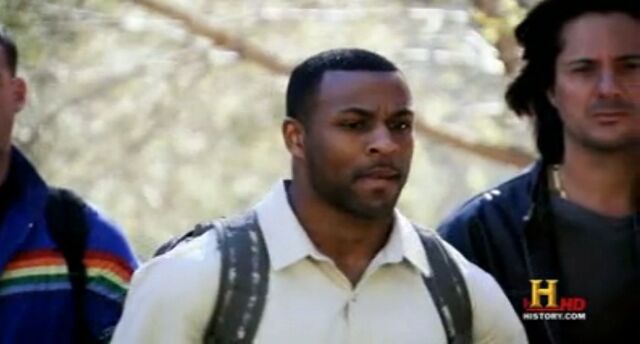 File:Andre Robinson arrival.jpg