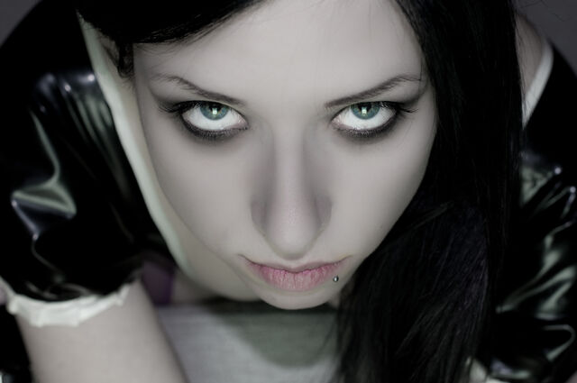 File:Set Giallo.jpg