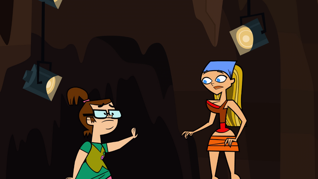 File:Lindsayandbethlipgoo.png