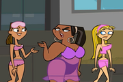 LeShawnaCourtneyInnsult.png