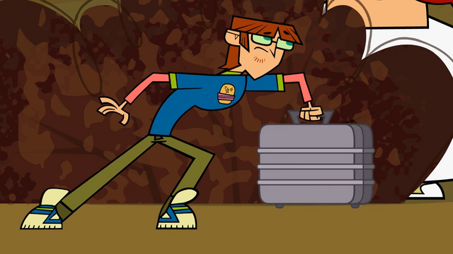 File:HaroldStealsCase.png