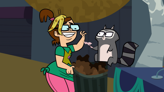 File:Beth and Racoon.png