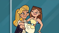 KellyTaylorPaz.png