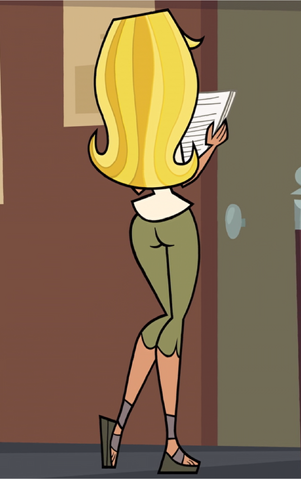 File:Disguised Courtney.png
