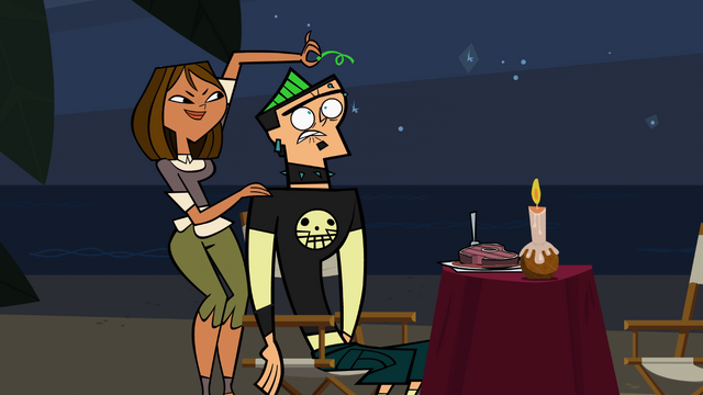 File:CourtneyTricksDuncan.png