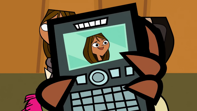 File:Courtney-PDA.png