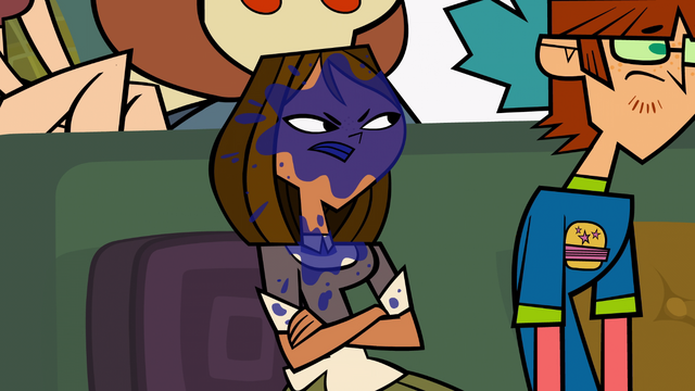 File:CourtneyPenExplode.png