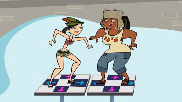 File:Heathervsleshawna.png