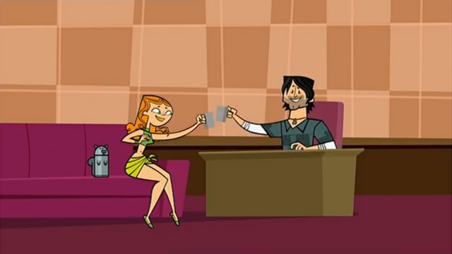 File:ChrisinterviewsIz.png