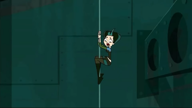 File:Gwen Slides Down Pole.png