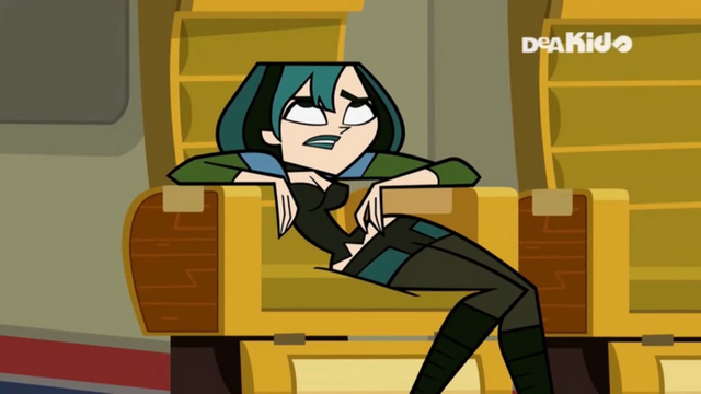 File:Gwen First Class Guilty2.png