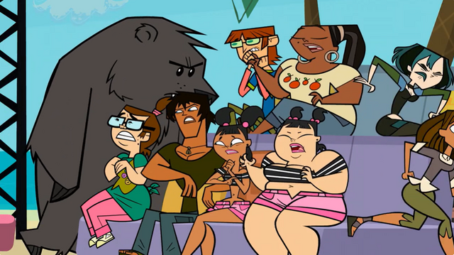 File:HS - Contestants run away from bruno.png