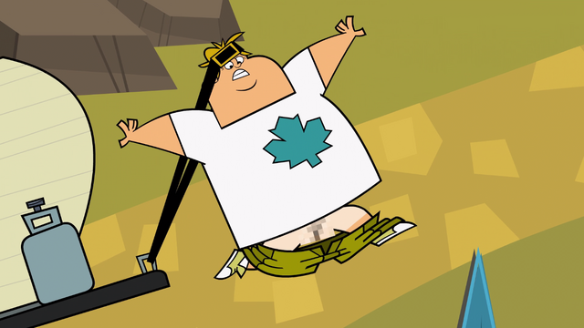 File:Owen pants fall down.png