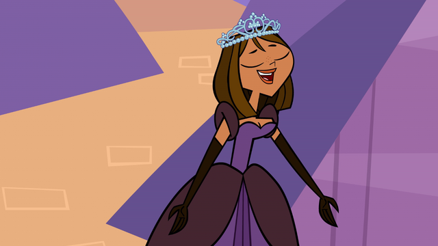 File:Courtney singing.png