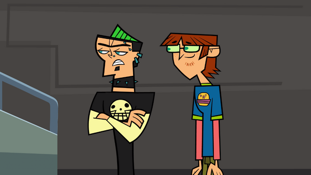 File:Duncanwaits.png