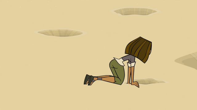 File:Courtney's butt Evil Dread.png