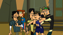S01E03 Eva niepanująca nad wybuchami złości.png
