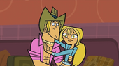 Bridgette i Geoff w czołówce-2.png