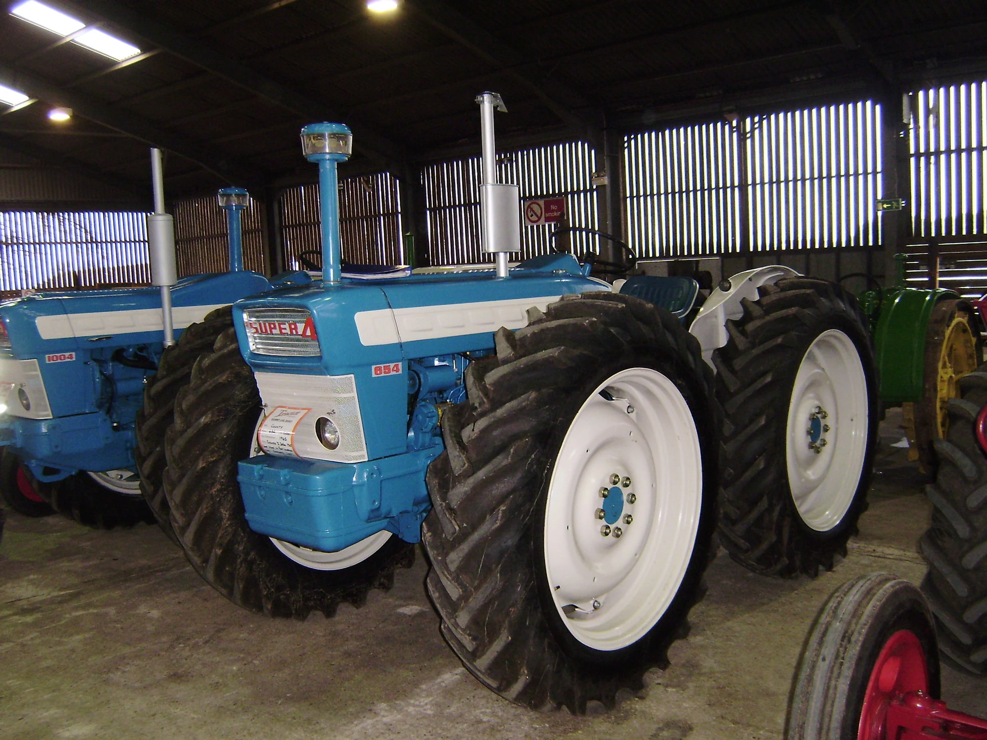 County 654 Tractor & Construction Plant Wiki FANDOM powered by Wikia