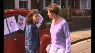 File:Tracy talking to Cam.jpg