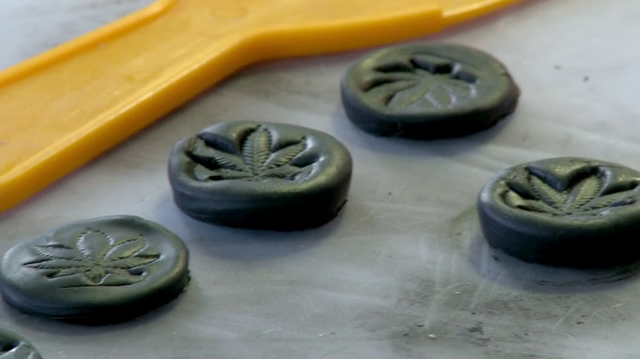 File:8x01-hashcoins.png