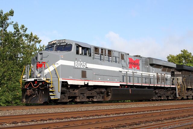 File:NS 8025.jpg