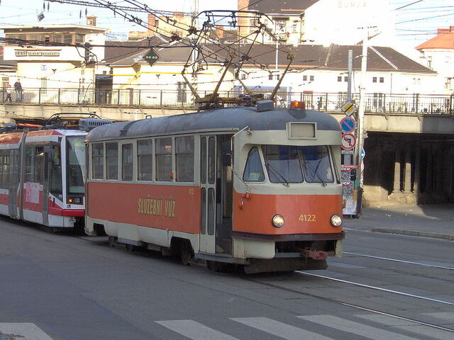 File:Tram T2R Brno.jpg