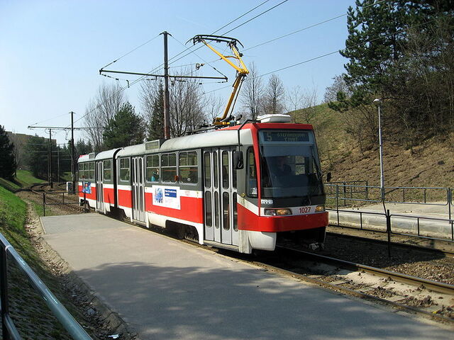 File:Tatra K2 w Brnie.jpg