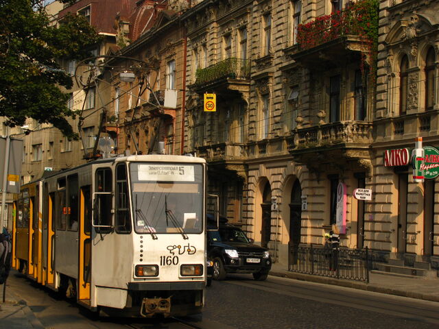 Plik:Tatra KT4Dm.jpg