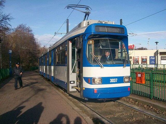 Plik:Duewag GT8S Kraków.jpg
