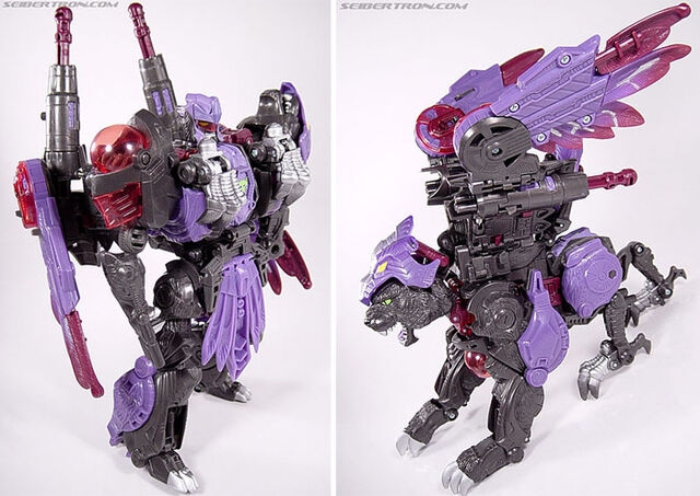 File:Razorclawuniversetoy.jpg