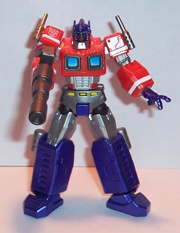 File:Revoltech Convoy.jpg