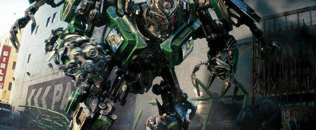 File:Mountaindewrobot.jpg