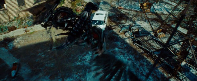 File:Dotm-laserbeak-film-flying.jpg