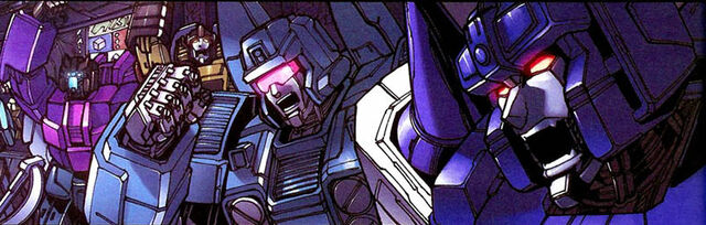 File:MegatronOrigin2 fightcrowd1.jpg