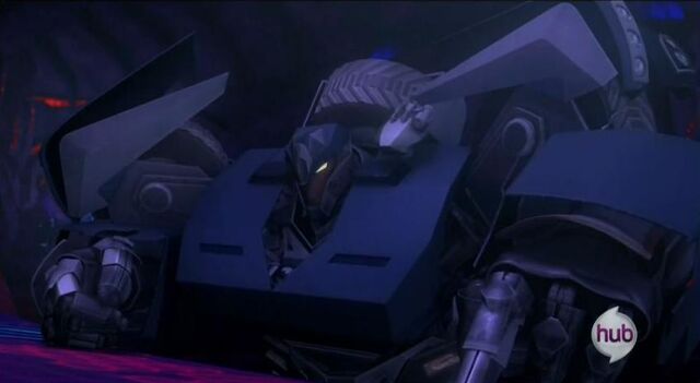 File:Prime-breakdown-s02e02-control.jpg