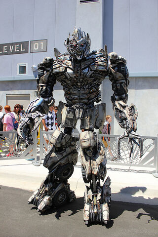 File:MegatronUniversalStudiosCostume.jpg
